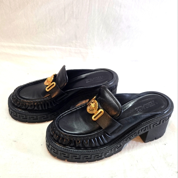 Versace Medusa Biggie Platform Mules Women's Size 40 Black Leather EUC - Picture 4 of 11